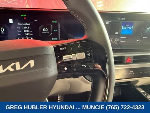 Used 2026 Kia Sorento SX Prestige AWD/4WD image 16