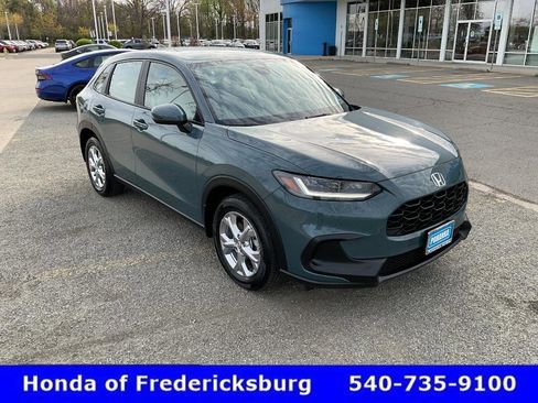 Used 2023 Honda HR-V LX image 8