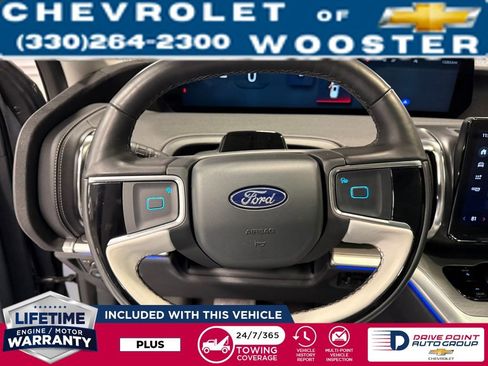 Used 2025 Ford Expedition Platinum w/ Driver's Package image 11