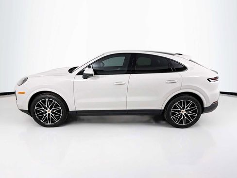 New 2025 Porsche Cayenne Coupe image 2