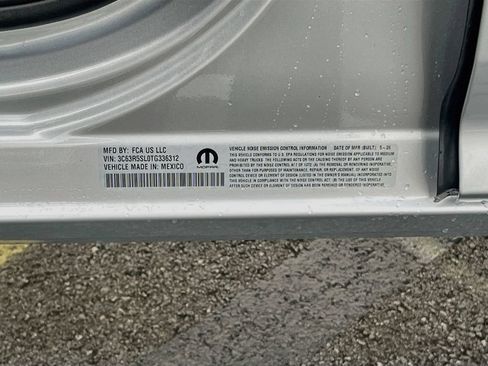 Certified 2026 RAM 2500 Limited AWD/4WD image 33