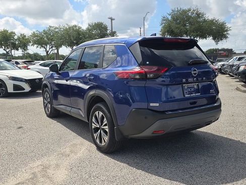 Certified 2023 Nissan Rogue SV w/ SV Premium Package FWD image 6