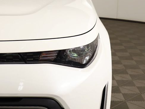 Certified 2023 Kia Soul LX w/ LX Technology Package FWD image 13