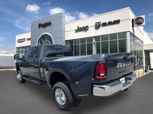 New 2026 RAM 3500 Tradesman AWD/4WD image 3