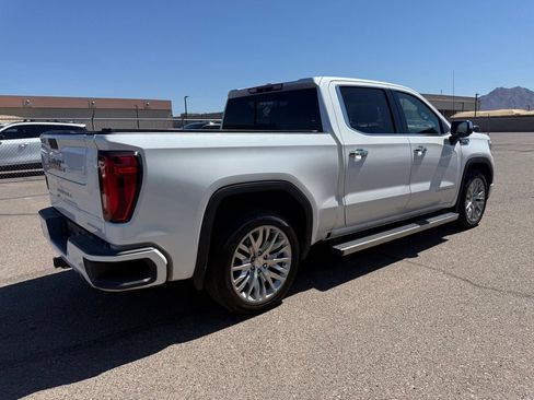 Used 2019 GMC Sierra 1500 Denali w/ Denali Ultimate Package AWD/4WD image 5