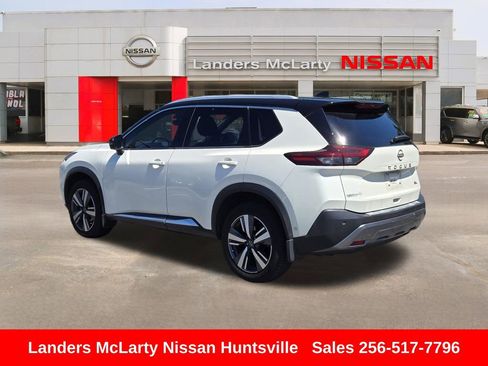 Used 2023 Nissan Rogue SL w/ SL Premium Package FWD image 6
