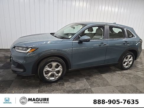 Used 2023 Honda HR-V LX image 6