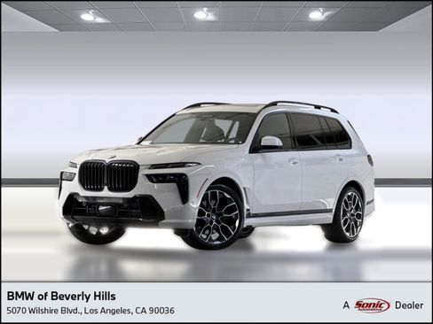 Used 2023 BMW X7 xDrive40i w/ M Sport Package AWD/4WD image 1
