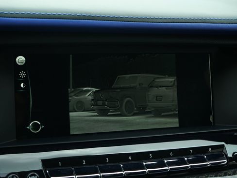 Used 2023 Rolls-Royce Cullinan Black Badge w/ Driver's Package image 21