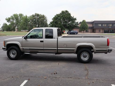 Used 1998 GMC Sierra 2500 4x4 Extended Cab w/ Marketing Option Pkg 3 image 9