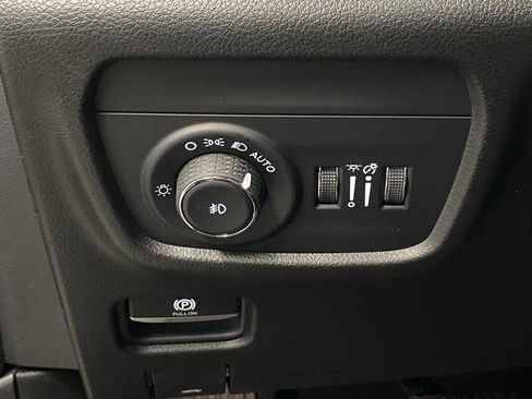 New 2025 Jeep Grand Cherokee Limited w/ Luxury Tech Group II image 26