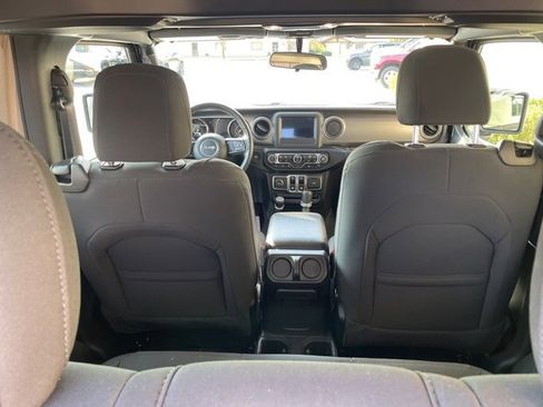 Certified 2021 Jeep Wrangler Willys image 19