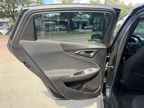 Used 2022 Chevrolet Malibu LS FWD image 16