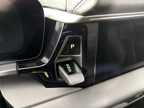 New 2026 Porsche Macan 4 Electric image 34