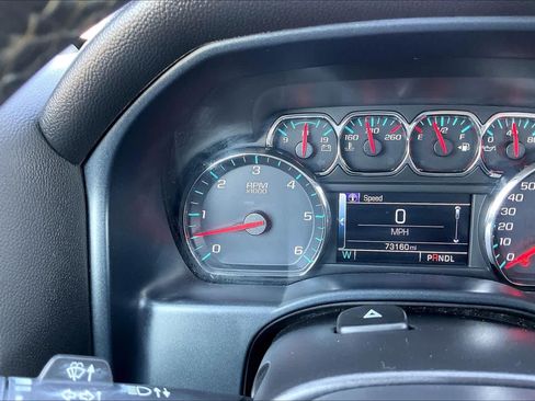 Used 2018 Chevrolet Silverado 1500 LT RWD image 25