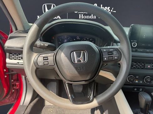 Used 2025 Honda Accord LX image 12