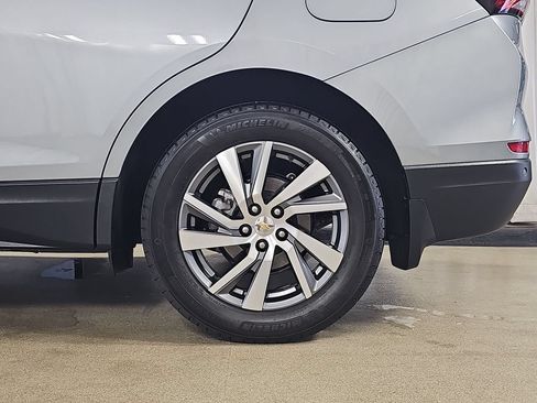 Certified 2024 Chevrolet Equinox LT FWD image 38