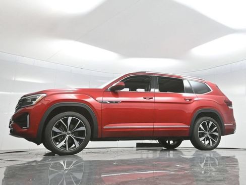 Used 2024 Volkswagen Atlas SEL Premium R-Line AWD/4WD image 7