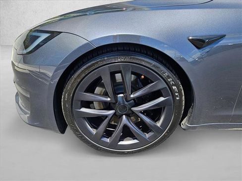 Used 2022 Tesla Model S AWD/4WD image 22