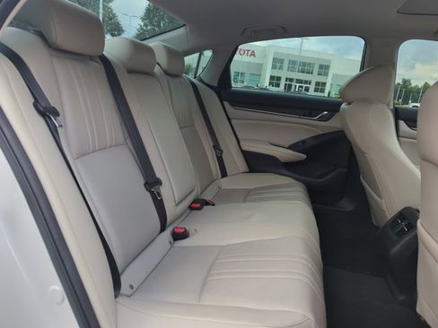 Used 2019 Honda Accord EX-L image 26