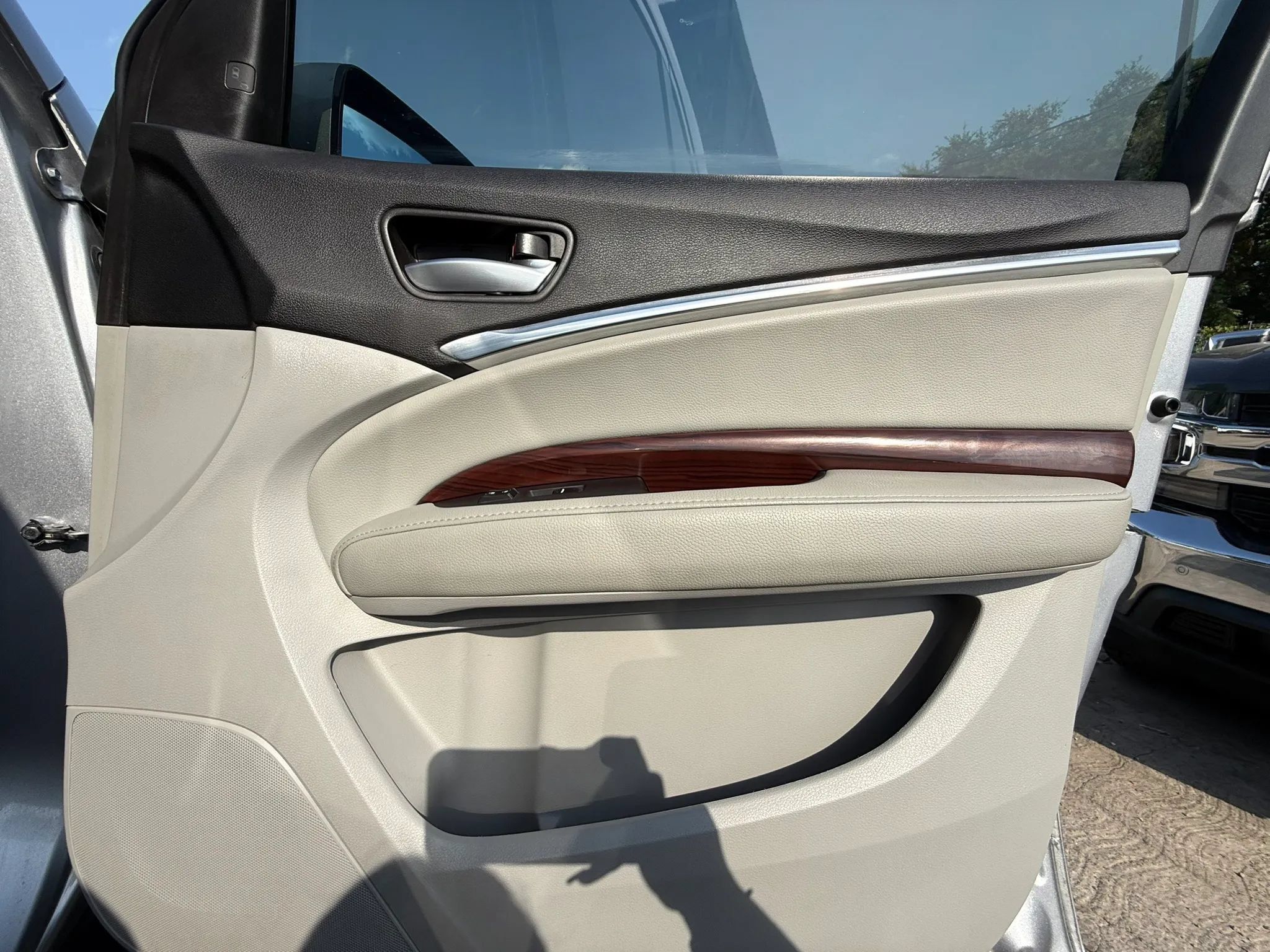 Used 2016 Acura MDX w/ Technology Package FWD image 24