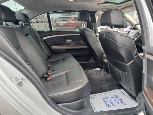 Used 2007 BMW 750Li RWD image 11