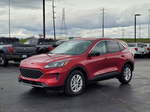 Certified 2022 Ford Escape SE w/ Cold Weather Package image 8