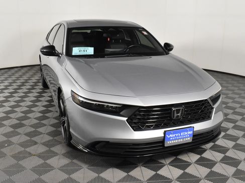 Certified 2023 Honda Accord Sport image 3