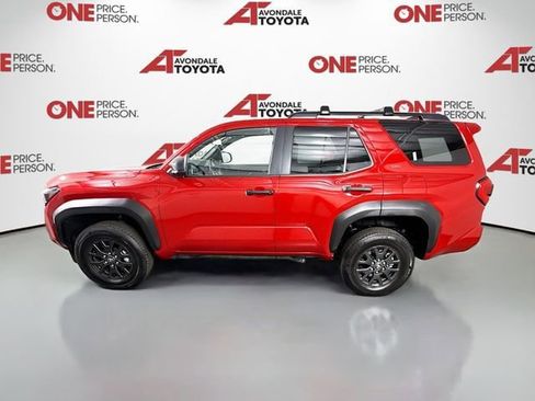 Certified 2025 Toyota 4Runner SR5 AWD/4WD image 5