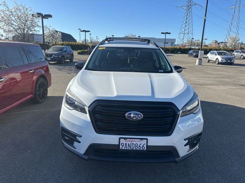 Used 2022 Subaru Ascent Onyx Edition image 2
