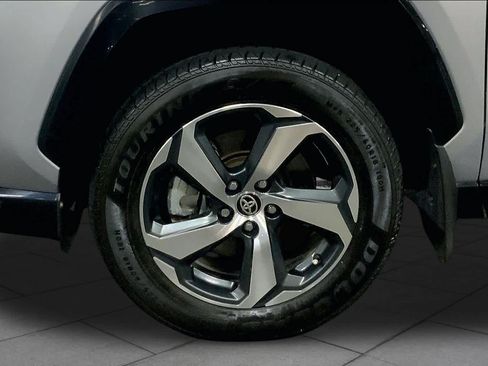 Used 2024 Toyota RAV4 SE w/ Weather & Moonroof Package AWD/4WD image 11