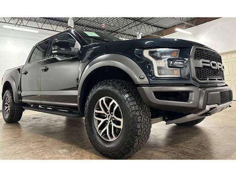 Used 2018 Ford F150 Raptor w/ Equipment Group 802A Luxury AWD/4WD image 6