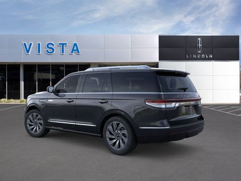 New 2024 Lincoln Navigator Reserve AWD/4WD image 4