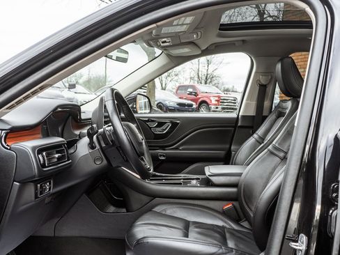 Used 2024 Lincoln Aviator Reserve image 29