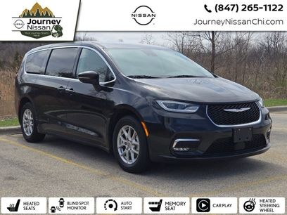 Used 2023 Chrysler Pacifica Touring-L