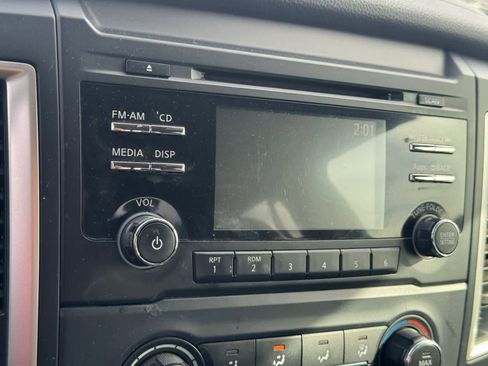 Certified 2017 Nissan Titan S image 19