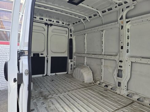 Used 2025 RAM ProMaster 3500 w/ Convenience Group FWD image 12