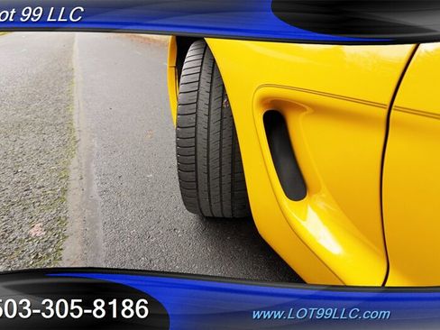Used 2001 Chevrolet Corvette Convertible w/ Preferred Equipment Group2 RWD image 4