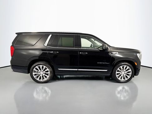 Used 2021 GMC Yukon Denali w/ Denali Ultimate Package image 4