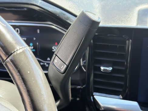 Used 2022 Chevrolet Silverado 1500 LT RWD image 15