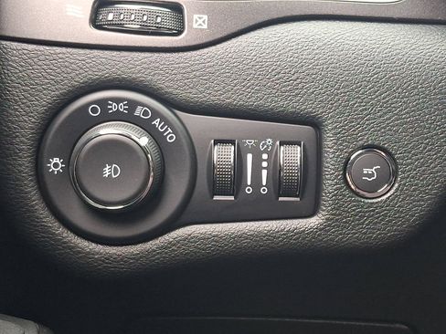 Certified 2022 Jeep Cherokee Trailhawk w/ Sun, Sound & Nav Group image 26