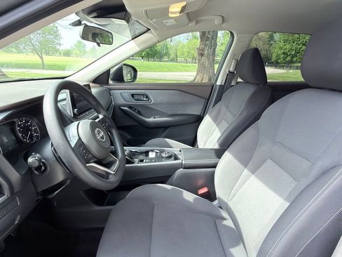 Used 2023 Nissan Rogue S AWD/4WD image 16