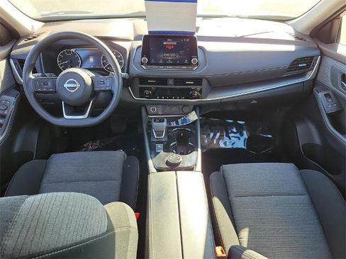 Used 2023 Nissan Rogue SV image 14