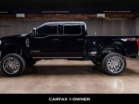 Used 2022 Ford F250 Lariat w/ Lariat Ultimate Package image 5