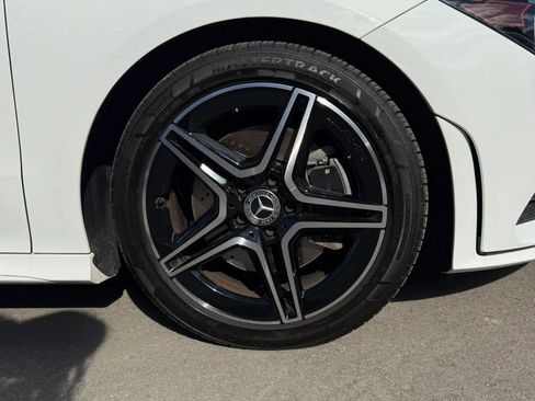 Used 2020 Mercedes-Benz CLA 250 4MATIC image 32
