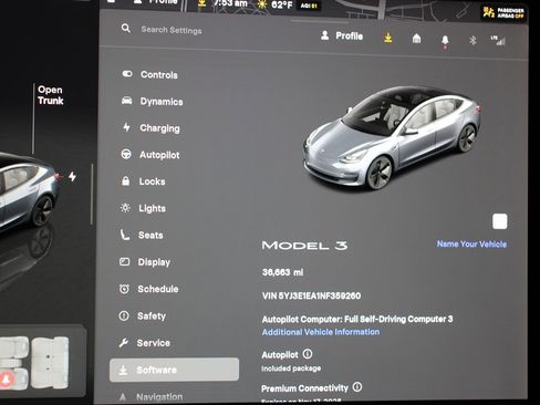 Used 2022 Tesla Model 3 image 25