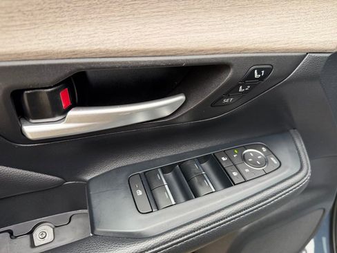 Used 2024 Toyota Grand Highlander Platinum image 13