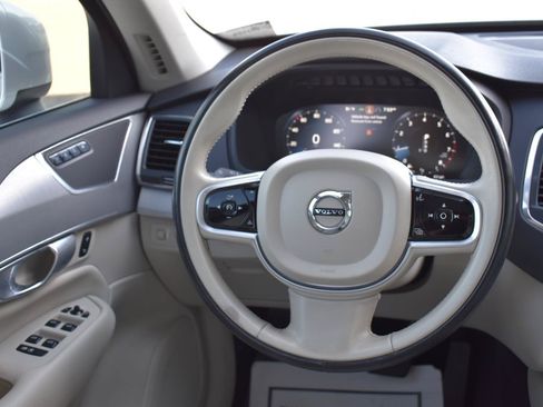Used 2021 Volvo XC90 T5 Momentum w/ Protection Package Premier FWD image 34