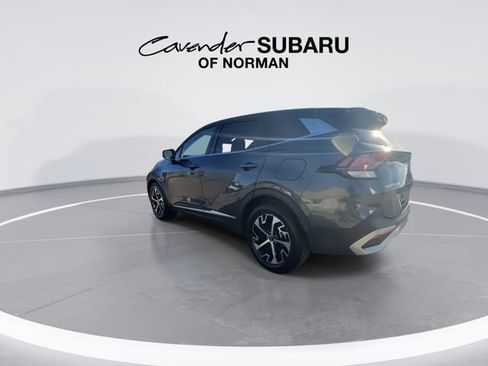 Used 2024 Kia Sportage EX image 6