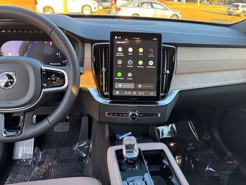 Used 2026 Volvo XC90 B6 Core w/ Protection Package Premier image 22